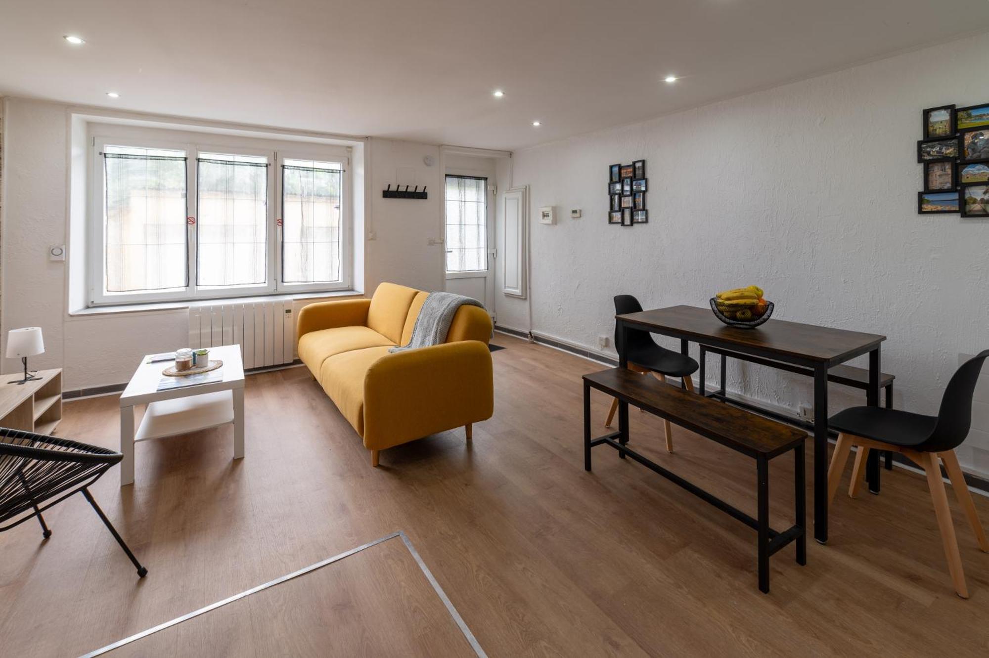 55M2 Cosy Au Calme Avec Terrasse Et Box Individuel Villa Nouzonville Eksteriør bilde